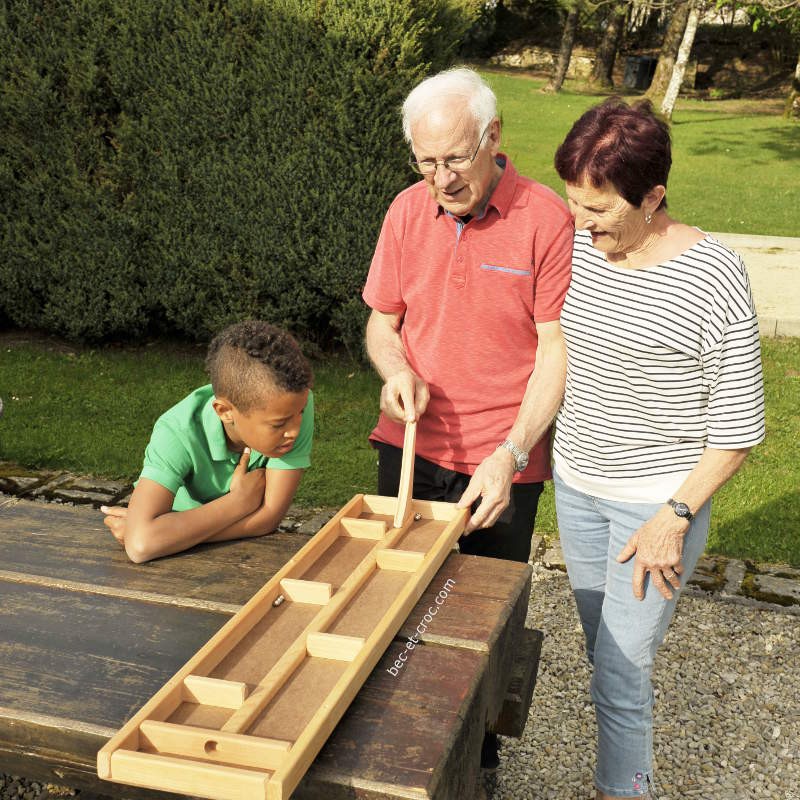 Jeu labyrinthe en bois adresse et précision avec boules en métal