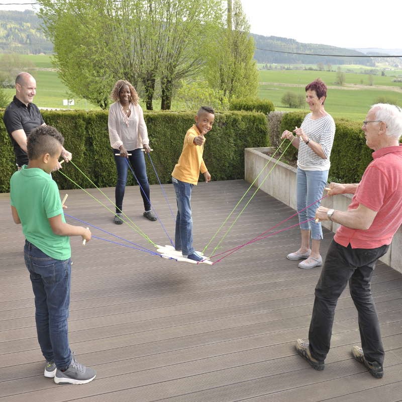 Circuit de Billes et d'eau en bois ou Jeu coopératif de groupe