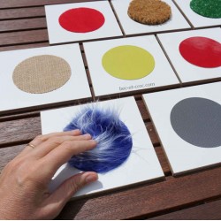 Plaquettes tactiles géantes en bois