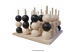 1 plateau 35,5 x 35,5 cm, 32 boules en charme Ø 55 mm de 2 couleurs,