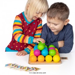 Jeu de boules colorées