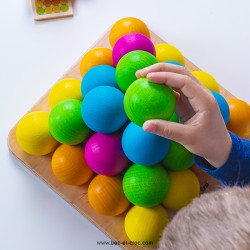 Jeu de boules colorées